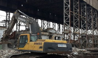 Демонтаж ангаров в Крымске под ключ - стоимость от 1550 руб. | 2Землекопа-Крм